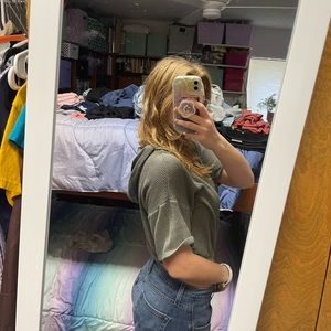 XS gaze cropped green hoodie